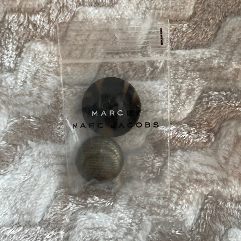 Marc By Marc Jacobs Buttons